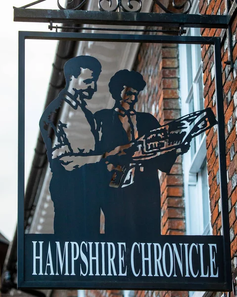 Winchester November 27Th 2021 Vintage Hampshire Chronicle Hanging Sign City — ストック写真