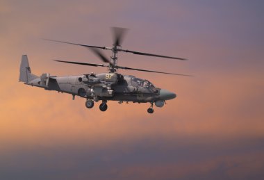 saldırı helikopteri Kızıl gök