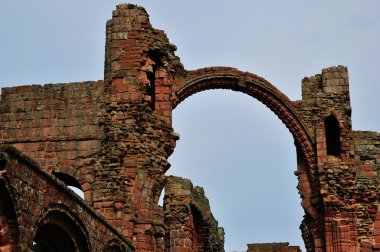 yıkık bir tarikat gökkuşağı kemer.