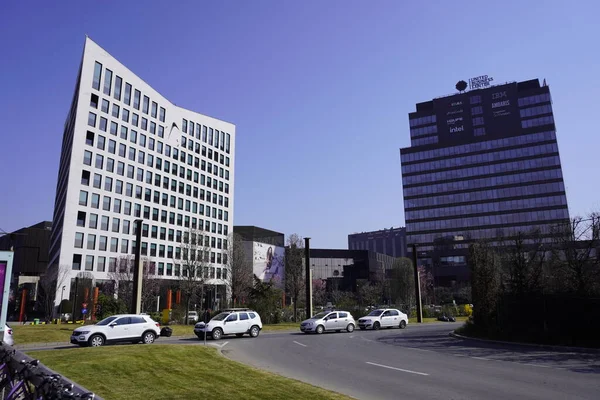 Güzel Modern Binalar manzarası