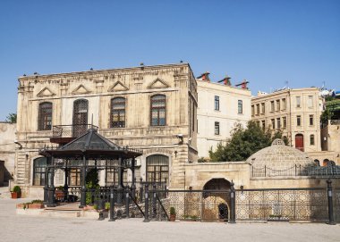 Bakü Azerbaycan Mimarlık