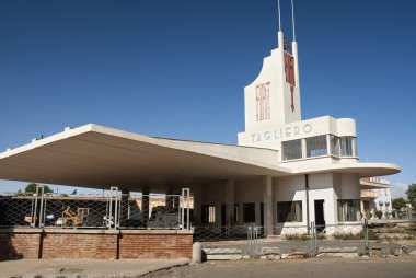 fütürist modernist bina Asmara Eritre