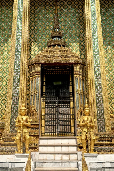 Tempel in grand palace bangkok thailand — Stockfoto