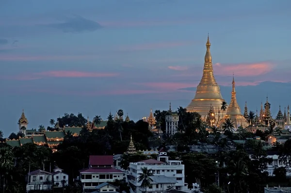 Shwedagon παγόδα στη Γιανγκόν Μιανμάρ — Φωτογραφία Αρχείου