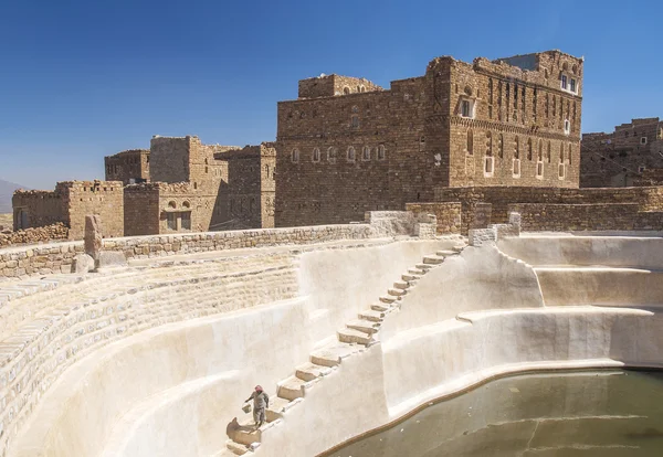Vatten cisternen i shibam byn Jemen — Stockfoto