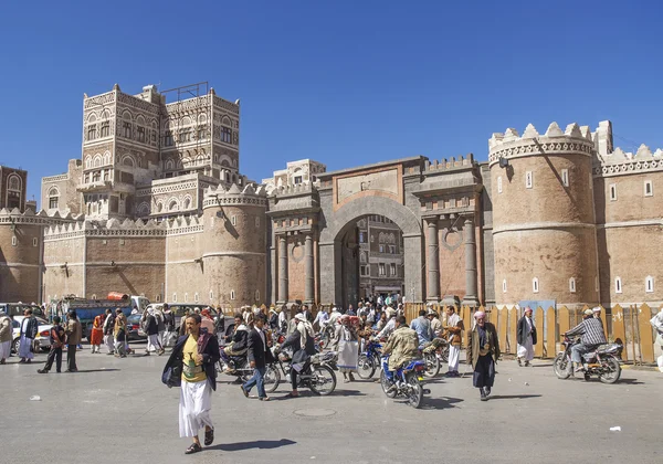 Bab al yemen brána v Jemenu sanaa — Stock fotografie