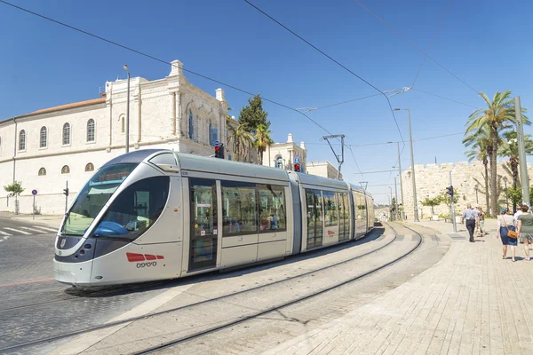 Modern tram in central jerusalem israel — Stock Photo, Image