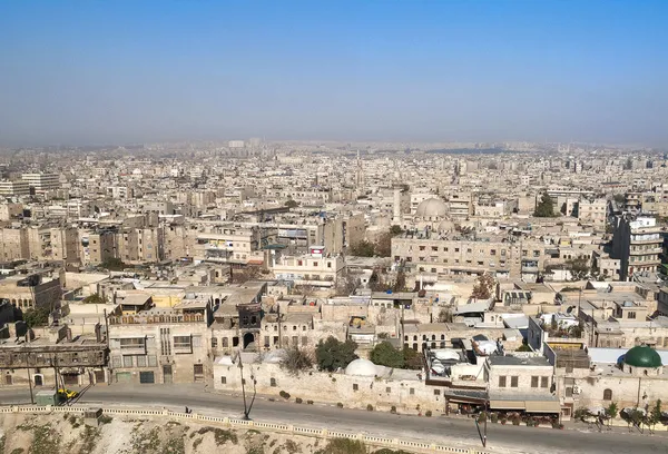 Vue de la ville d'aleppo en syrie — Photo