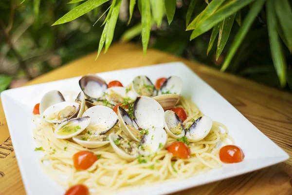 ムール貝のパスタ料理 — ストック写真