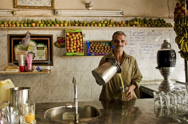 Frukt juice café i Kairo Egypten — Stockfoto