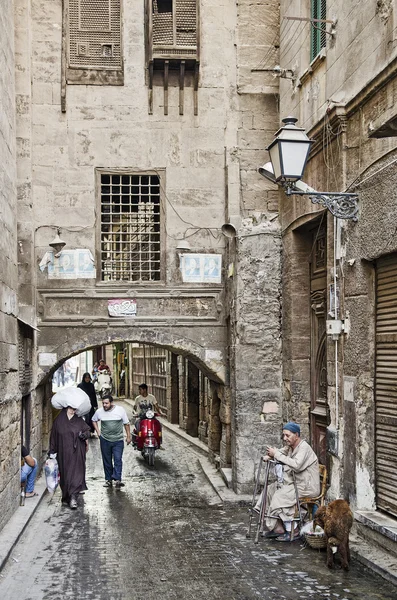 Straat in de oude stad van cairo Egypte — Stockfoto