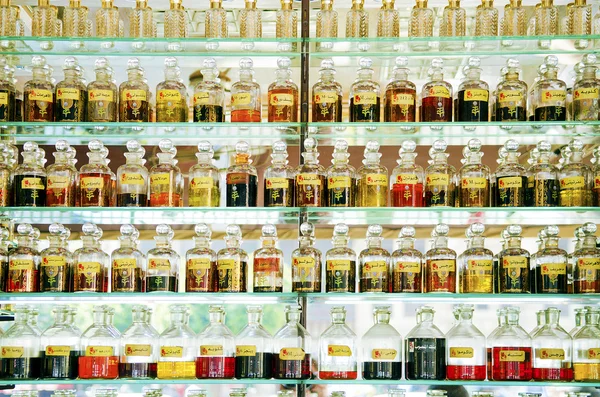 Perfumería en cairo zoco mercado egipcio — Foto de Stock