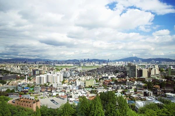 Vy över centrala seoul i Sydkorea — Stockfoto