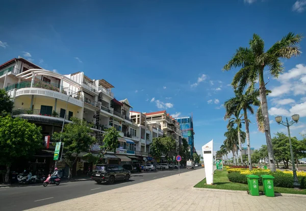 Bâtiments Sur Rue Riveraine Promenade Piétonne Ville Centrale Phnom Penh — Photo