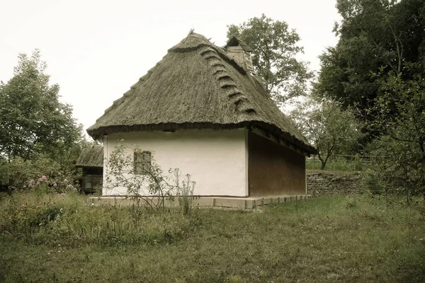 Ancienne Maison Ukrainienne Traditionnelle Dans Village — Photo