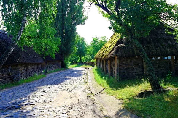 Old Traditional Ukrainian Houses Village — стоковое фото