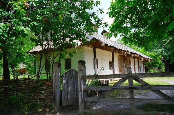 Antigua Casa Tradicional Ucraniana Pueblo — Foto de Stock