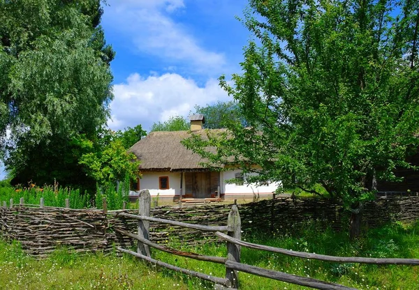 Altes Traditionelles Ukrainisches Haus Dorf — Stockfoto