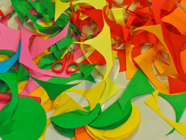 renkli kağıt süsleme