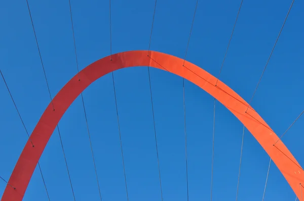 歩行者専用橋のトリノ — ストック写真