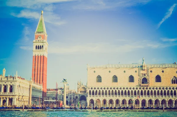 San marco i Venedig retro titta — Stockfoto