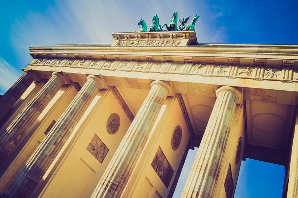 Brandenburger tor, berlin retro titta — Stockfoto