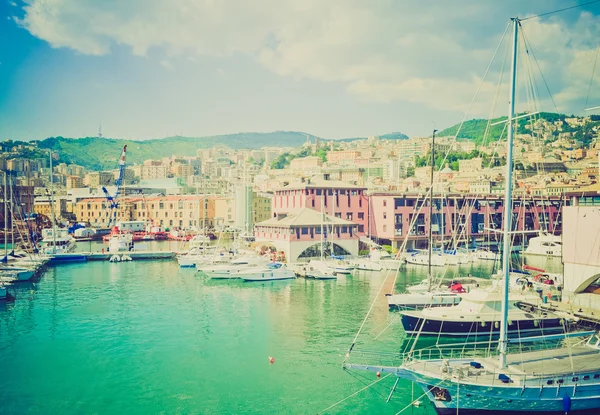 海港、 热那亚、 意大利复古外观 — 图库照片