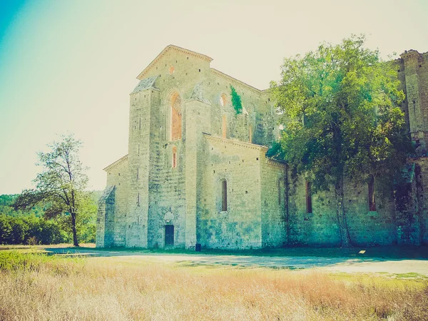 San Galgano Abbey retro olhando — Fotografia de Stock