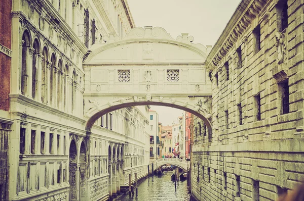 Bridge of Sighs Venice retro look — Stock Photo, Image