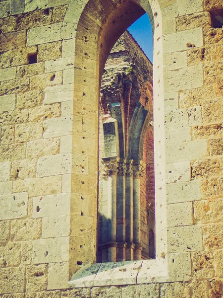 San Galgano абатство ретро дивлячись — стокове фото