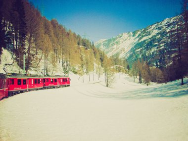 Bernina, İsviçre retro görünümlü