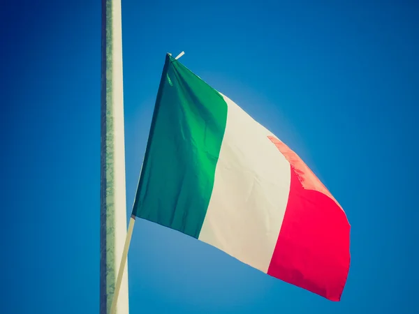 Bandera italiana retro buscando — Foto de Stock