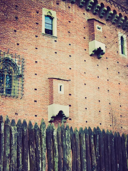 Středověký hrad, Turín retro vzhled — Stock fotografie