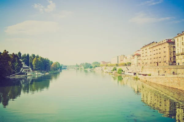 Річка po Турин ретро виглядати — стокове фото