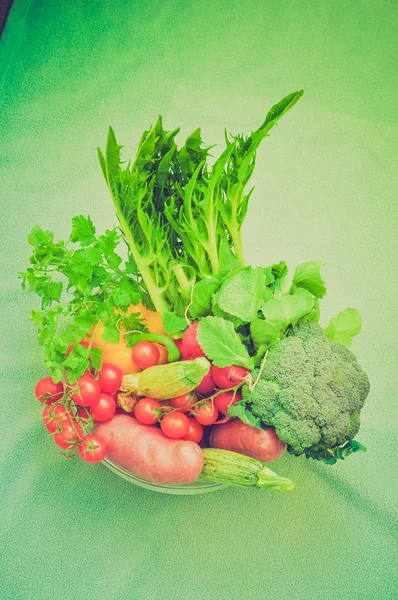 Verduras retro buscando —  Fotos de Stock