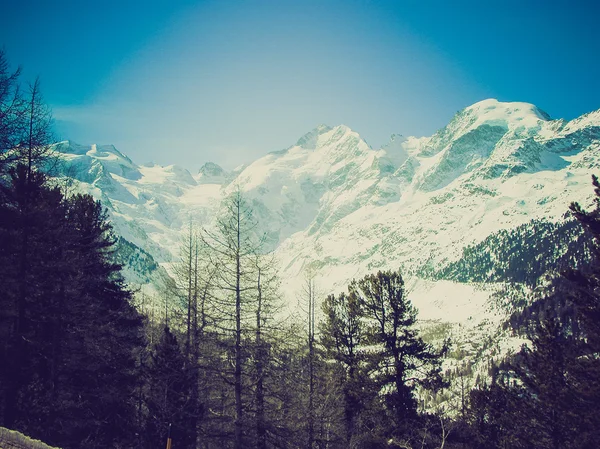 Bernina retro görünümlü — Stok fotoğraf