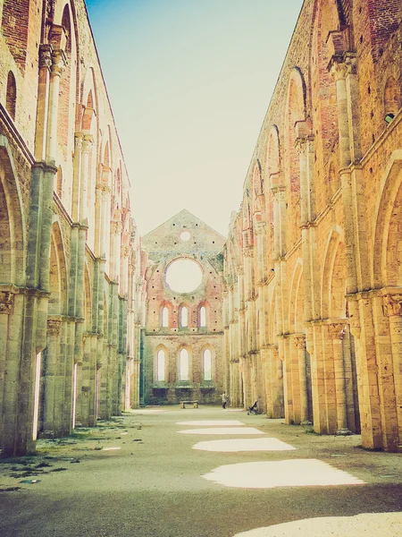 San Galgano Abbey retro etsii — kuvapankkivalokuva