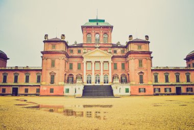 castello di racconigi retro görünümlü