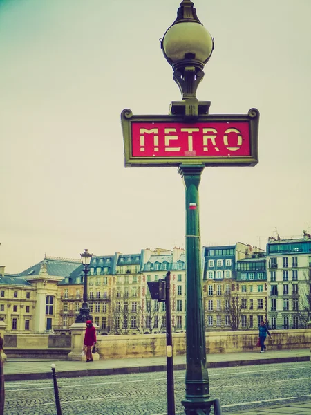 Retro look Metro sign in Paris — Stock Photo, Image