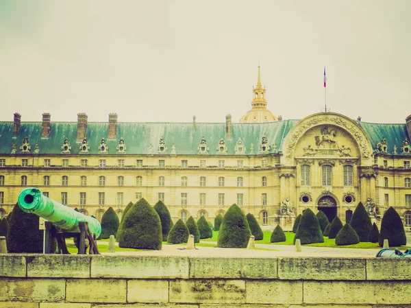 Αναδρομικό βλέμμα hotel des invalides Παρίσι — Φωτογραφία Αρχείου