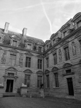 Hotel de paris sully