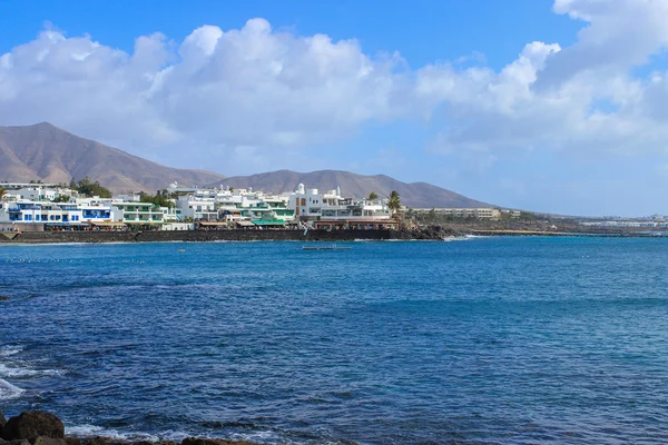 Spiaggia di Lanzarote sull'isola spagnola delle Canarie — Foto Stock