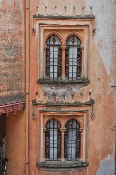 Castello del roccolo v caraglio — Stock fotografie