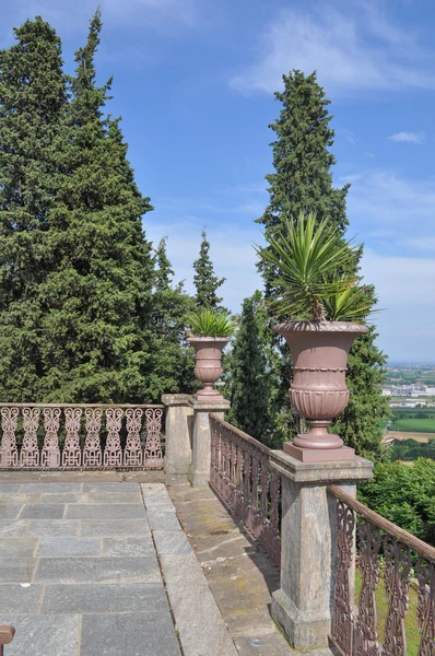 Castello del roccolo em caraglio — Fotografia de Stock