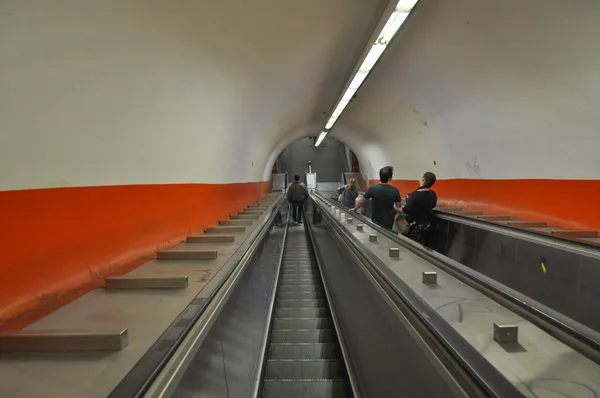 Stasiun kereta bawah tanah Spagna di Roma — Stok Foto