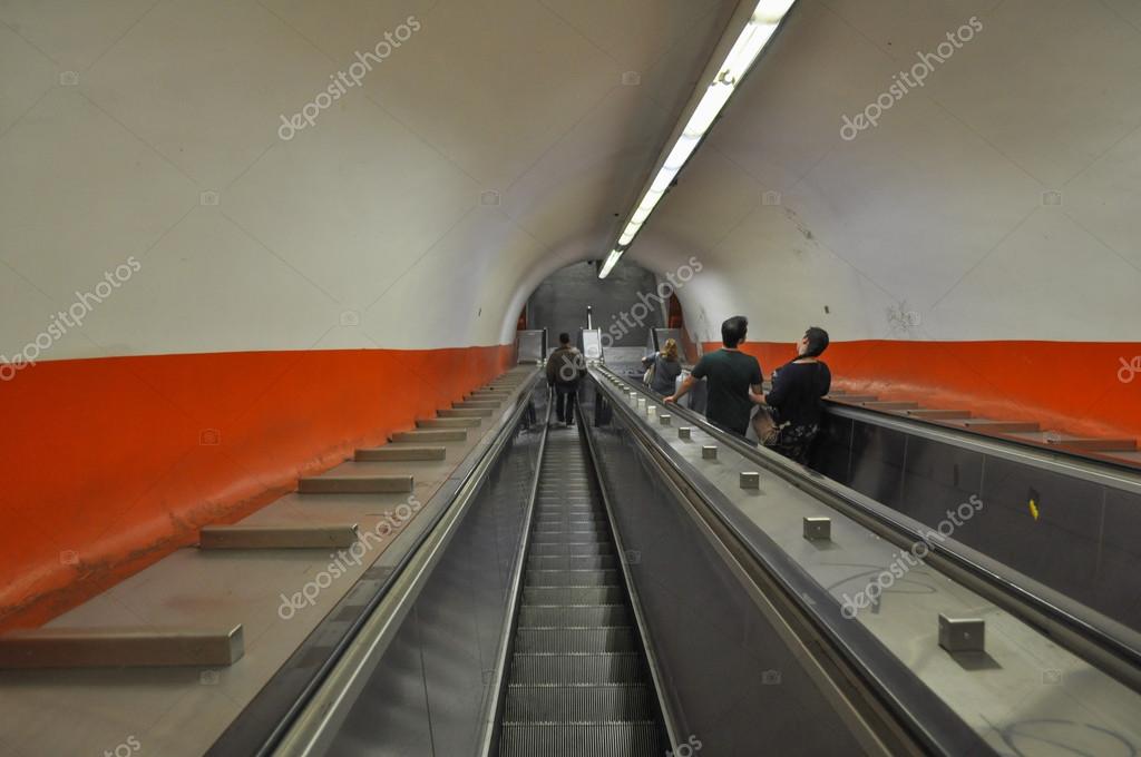 Spagna Subway Station In Rome Stock Editorial Photo C Scrisman