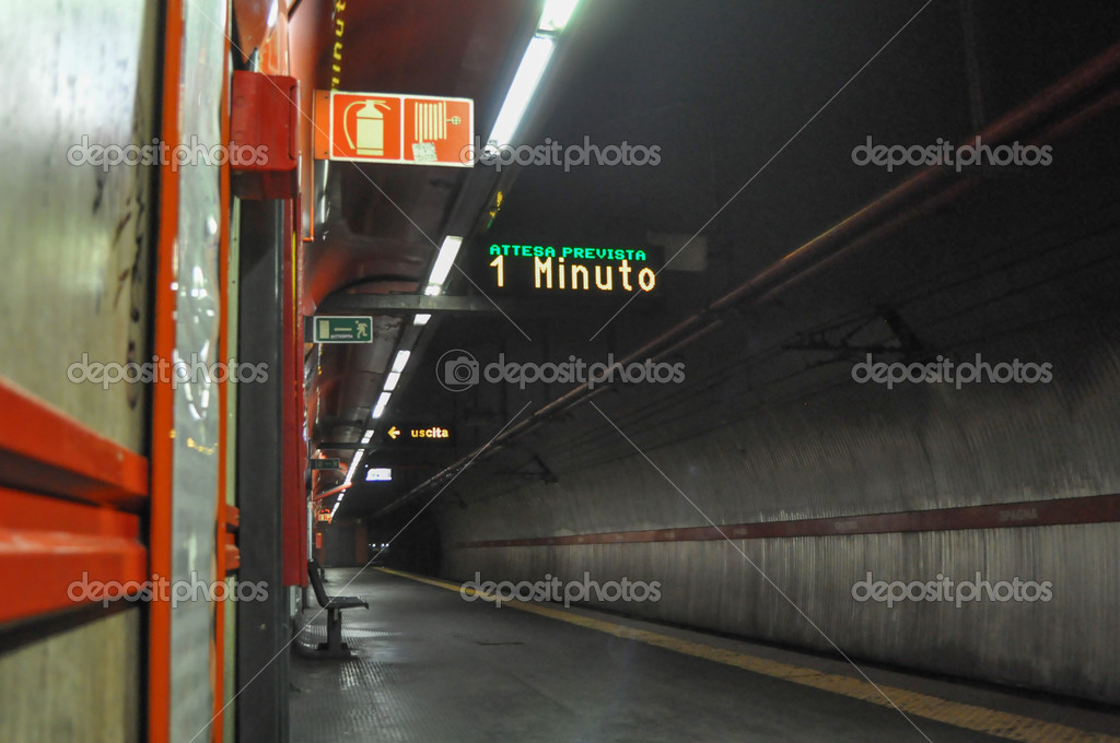 Spagna Subway Station In Rome Stock Editorial Photo C Scrisman