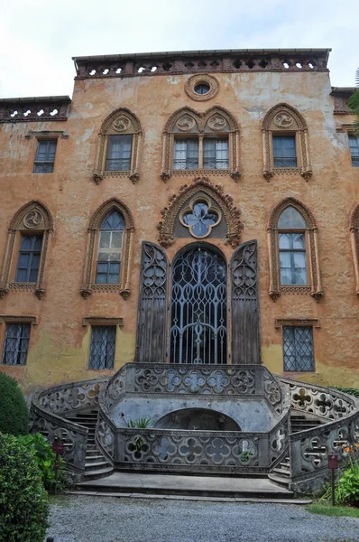Castello del Roccolo in Caraglio — Stock Photo, Image