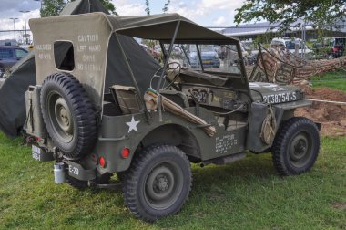 D günü kutlamaları Saint Mere kilise Fransa