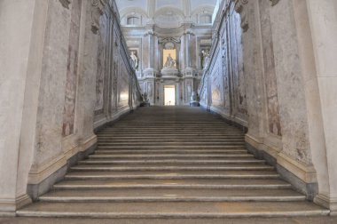 CASERTA, İtalya - CIRCA AĞUSTOS 2020: Kraliyet Sarayı namı diğer Reggia iç görünümü